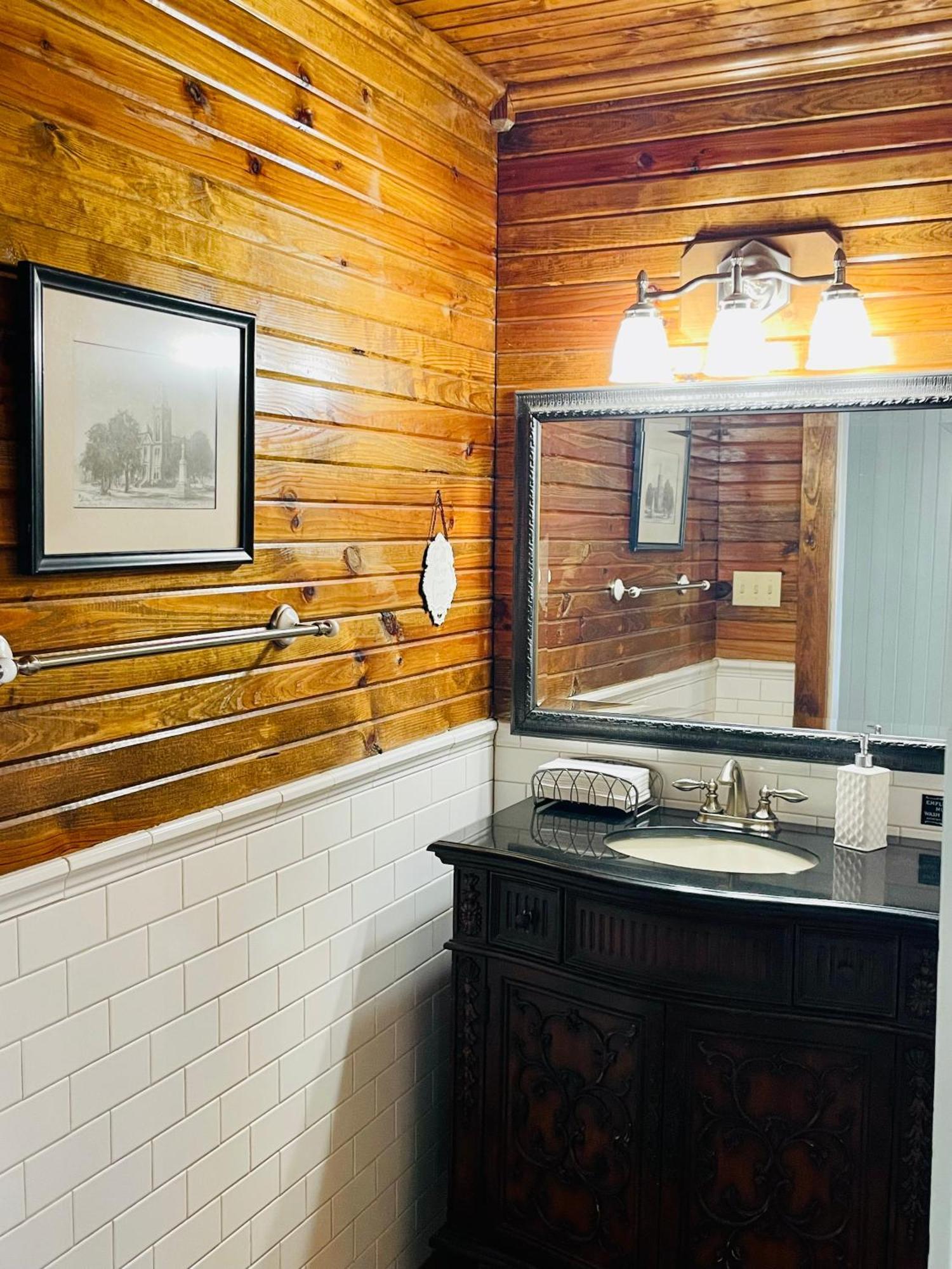 Dabbs Hotel Bed And Breakfast Llano Zewnętrze zdjęcie
